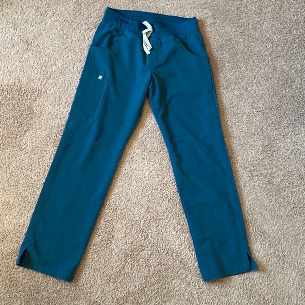 Small Figs Caribbean blue Kade scrub pant